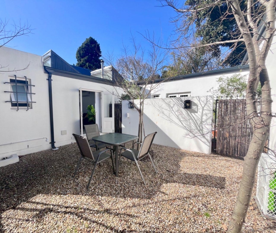 To Let 1 Bedroom Property for Rent in Rondebosch Western Cape